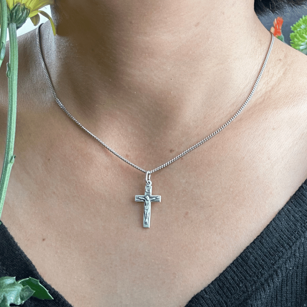 Sterling Silver Crucifix Pendant - 0001SS